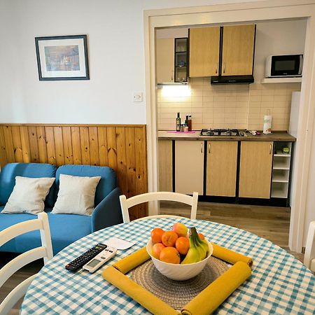 Apartman Valerija ウマグ エクステリア 写真